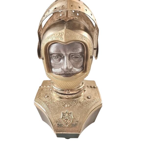 Vintage Heritage 1969 Metal Knight Helmet Japan Transistor Radio Tested Works - Picture 11 of 13